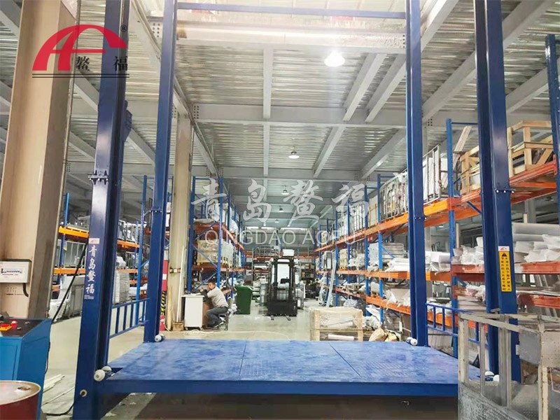 Qingdao warehouse freight elevator case
