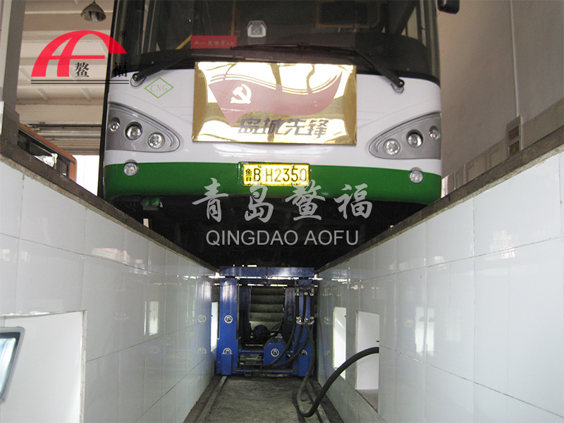 Qingdao bus pneumatic trench lift